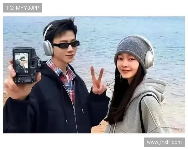 北京羽毛球队逆袭之路揭秘：从低谷到巅峰的奋斗历程与精彩瞬间